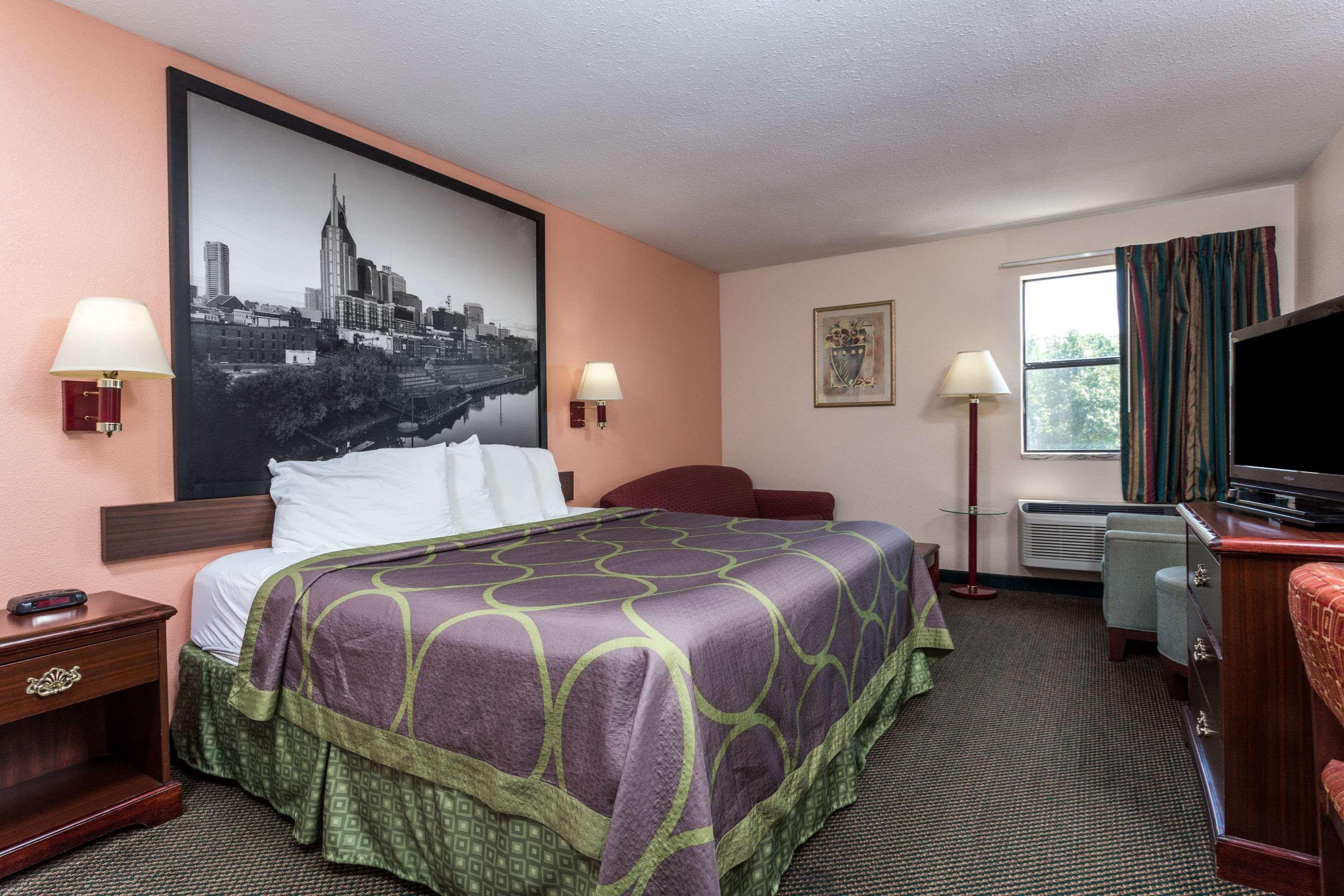 Super 8 By Wyndham Dickson Hotel Bagian luar foto